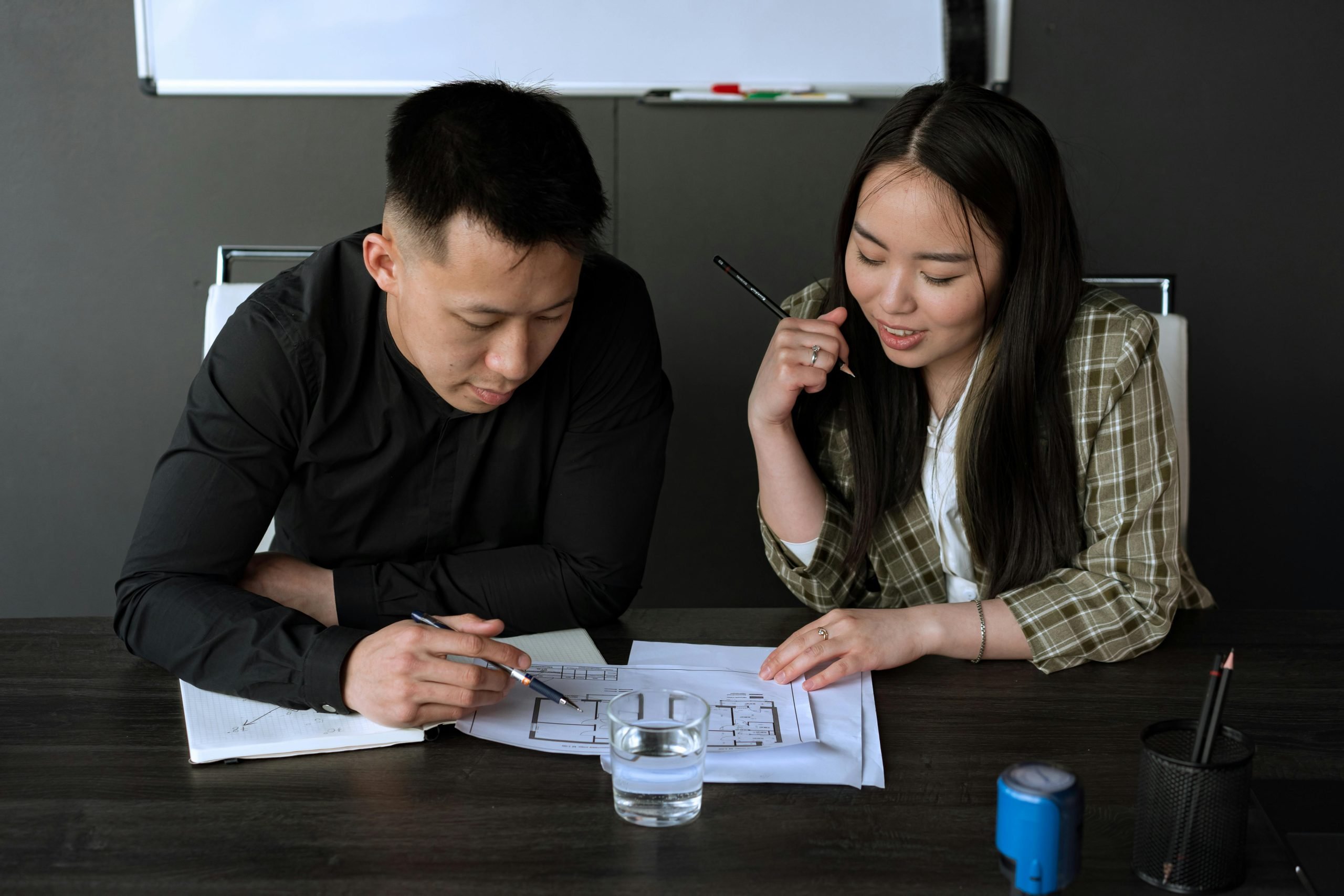 How to Educate Employees on Their Health Plans Without an HR Department