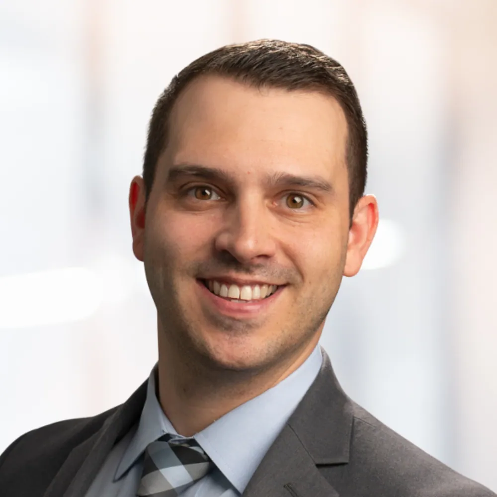 Dan Yannarella headshot